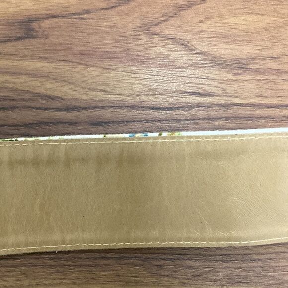 Connie Bates For Fahrenheit Women’s Belt with Floral Multicolor Metal Buckle. - Picture 7 of 8